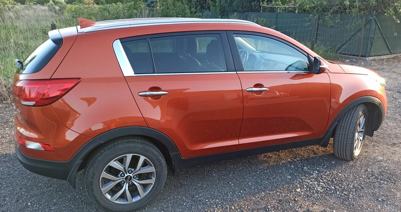 Kia Sportage cena 54800 przebieg: 135300, rok produkcji 2014 z Poznań małe 121